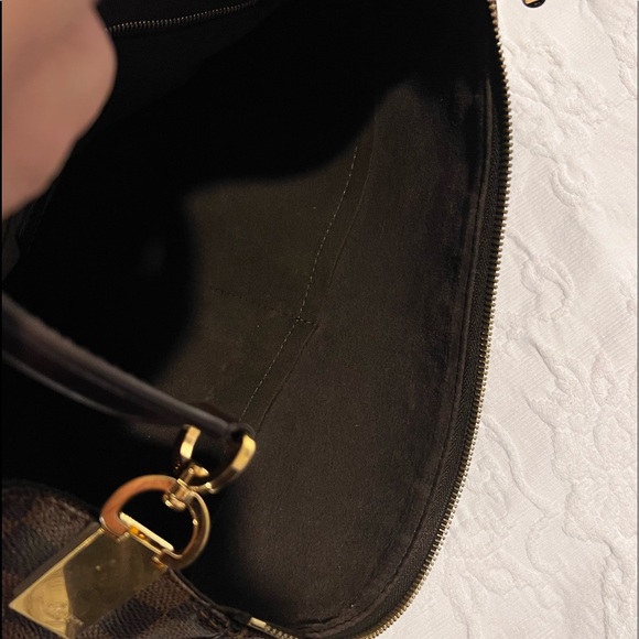 ‼️SOLD ‼️to a beautiful woman 🤎Louis Vuitton Portobello Handbag Damier GM🤎 - Picture 12 of 16